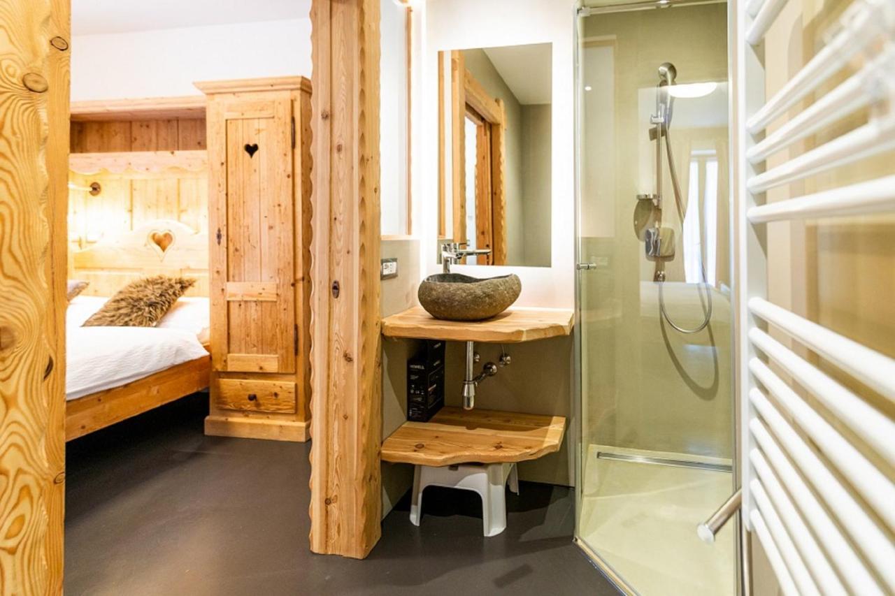 Hotel Arcangelo 3 Stelle Superior Pellizzano Luaran gambar